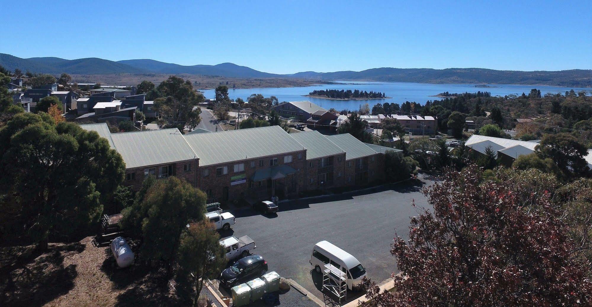 Acacia Snowy Motel Jindabyne Exterior photo